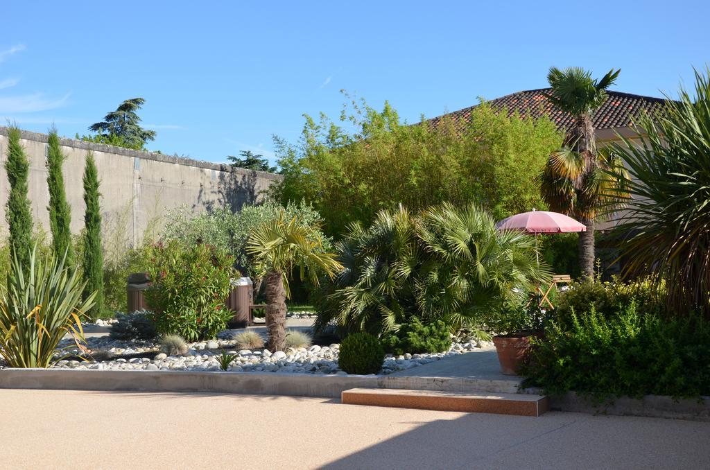 Chambre D'hôtes Et Spa Agen Exterior foto